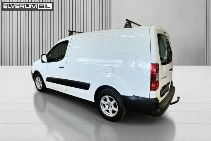 peugeot-partner-diesel-2012-big-7