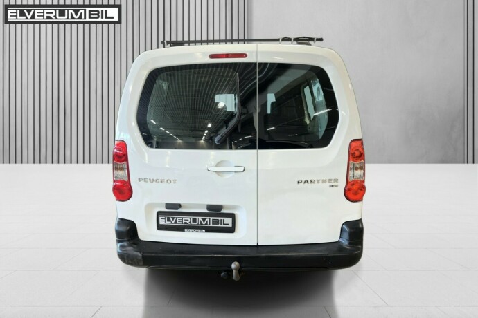 peugeot-partner-diesel-2012-big-9