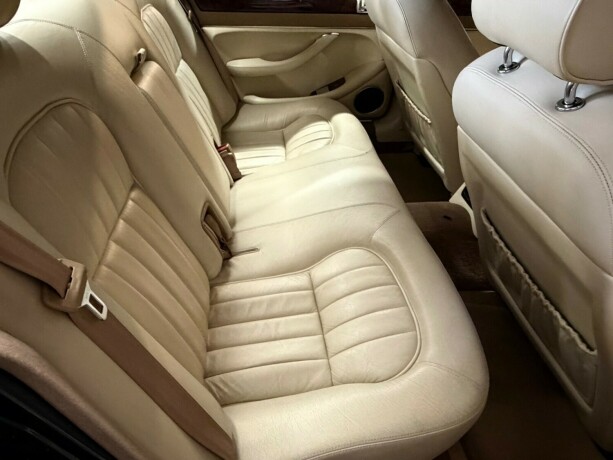 jaguar-xj-bensin-1996-big-31