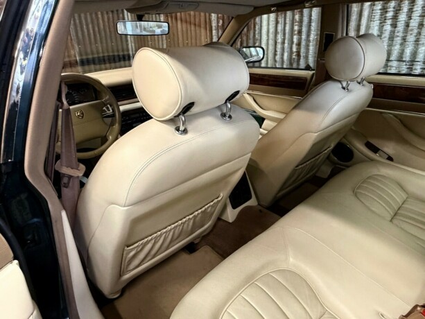 jaguar-xj-bensin-1996-big-36