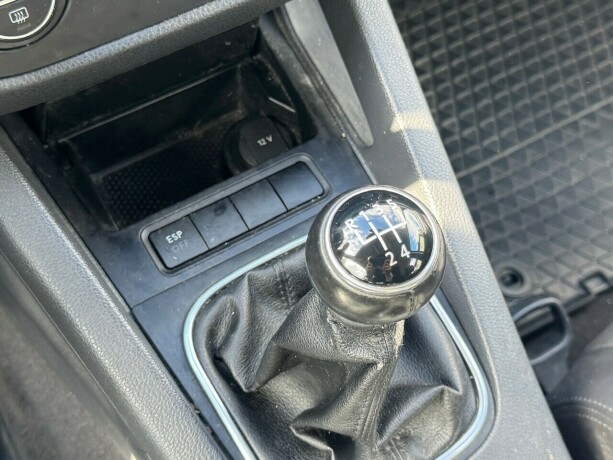 volkswagen-golf-diesel-2006-big-16