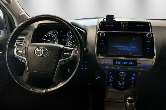 toyota-land-cruiser-diesel-2018-big-15