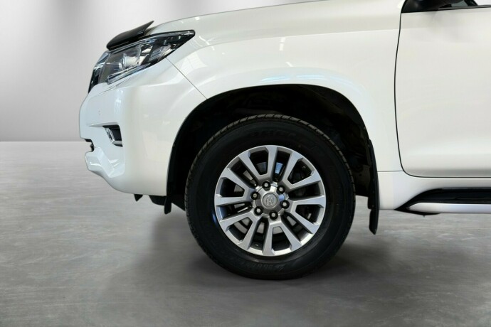 toyota-land-cruiser-diesel-2018-big-4
