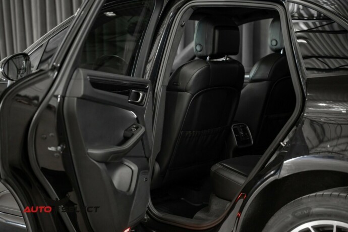 porsche-macan-bensin-2014-big-20