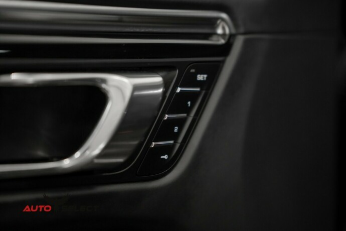 porsche-macan-bensin-2014-big-32