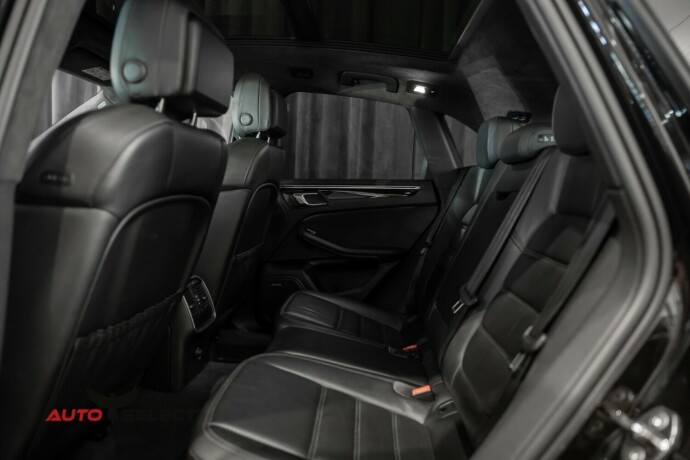 porsche-macan-bensin-2014-big-22