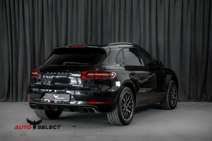 porsche-macan-bensin-2014-big-16