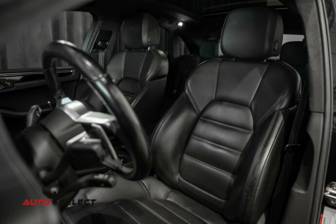 porsche-macan-bensin-2014-big-35
