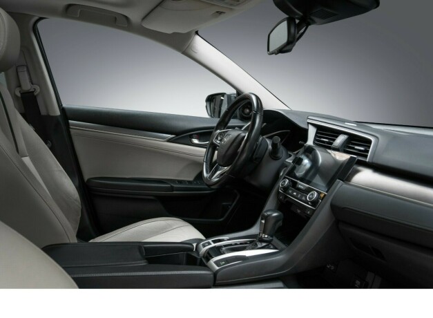 honda-civic-bensin-2017-big-24