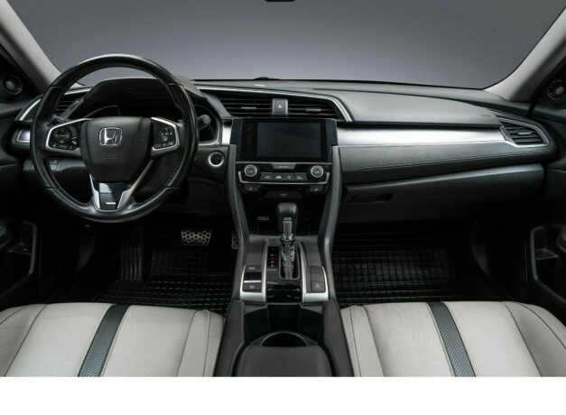 honda-civic-bensin-2017-big-12