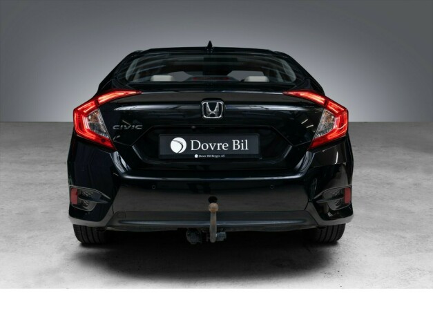 honda-civic-bensin-2017-big-7