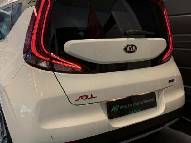 kia-soul-elektrisitet-2020-big-7