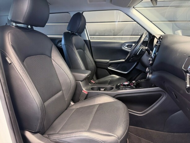 kia-soul-elektrisitet-2020-big-17