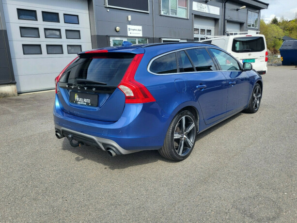 volvo-v60-bensin-2017-big-4