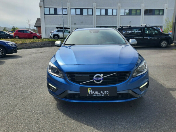 volvo-v60-bensin-2017-big-1