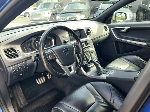 volvo-v60-bensin-2017-big-12