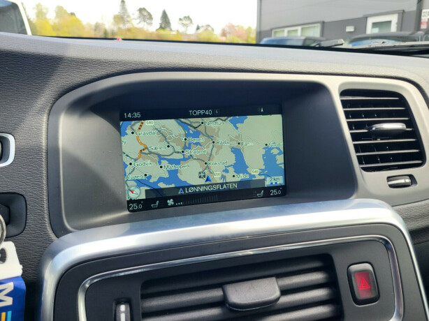 volvo-v60-bensin-2017-big-20