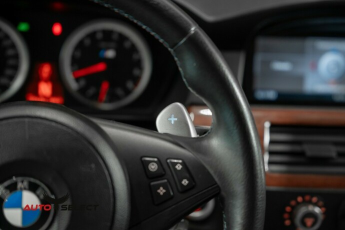 bmw-m5-bensin-2006-big-37