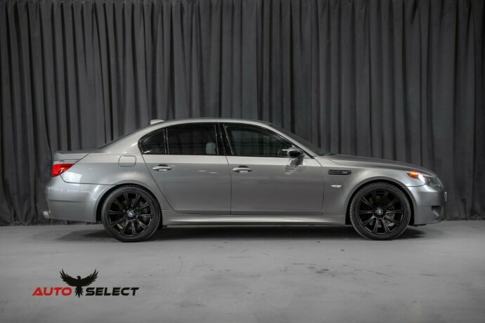 bmw-m5-bensin-2006-big-14