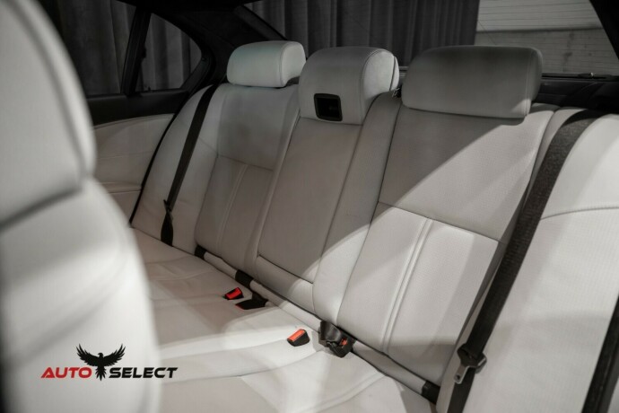 bmw-m5-bensin-2006-big-19