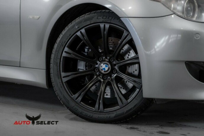 bmw-m5-bensin-2006-big-2