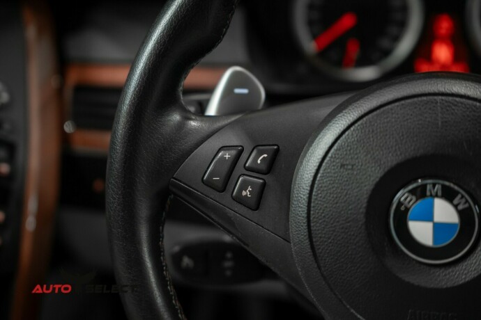 bmw-m5-bensin-2006-big-33