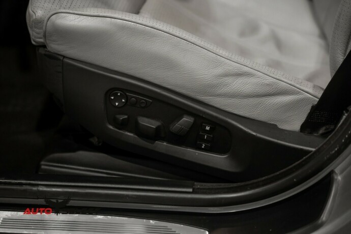 bmw-m5-bensin-2006-big-25