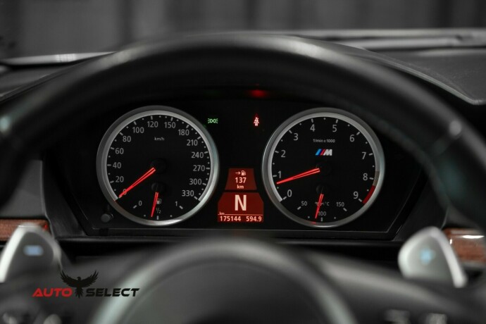 bmw-m5-bensin-2006-big-35