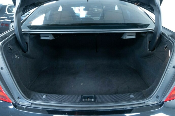 mercedes-benz-c-klasse-bensin-2012-big-9
