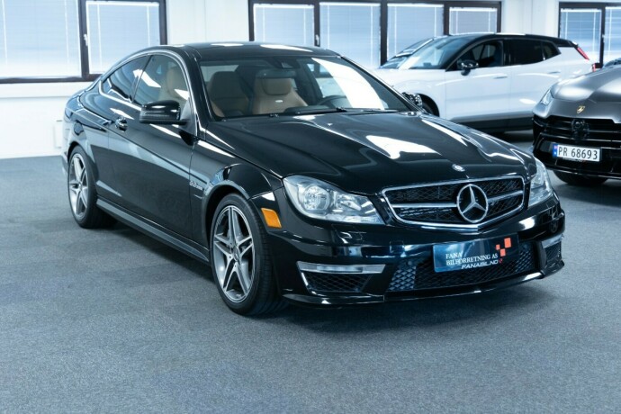 mercedes-benz-c-klasse-bensin-2012-big-3