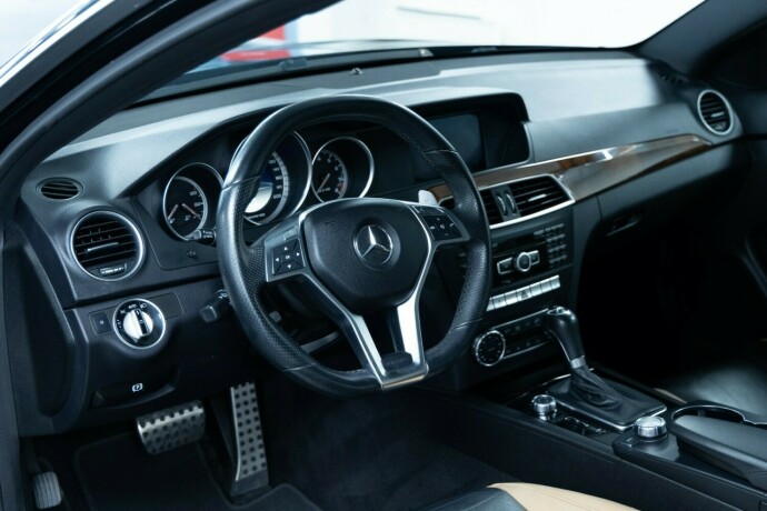 mercedes-benz-c-klasse-bensin-2012-big-5