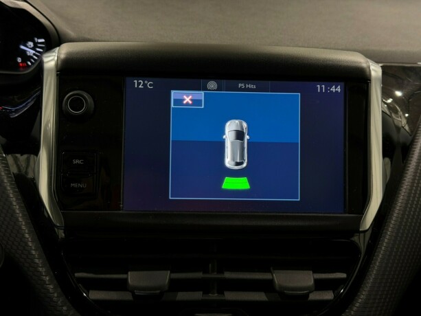 peugeot-208-bensin-2017-big-18