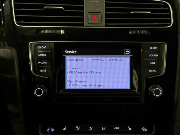 volkswagen-golf-bensin-2015-big-18