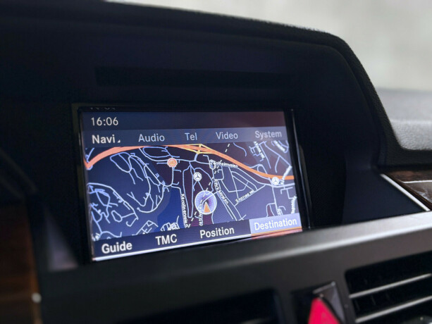 mercedes-benz-glk-diesel-2011-big-5