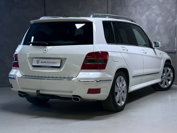 mercedes-benz-glk-diesel-2011-big-1