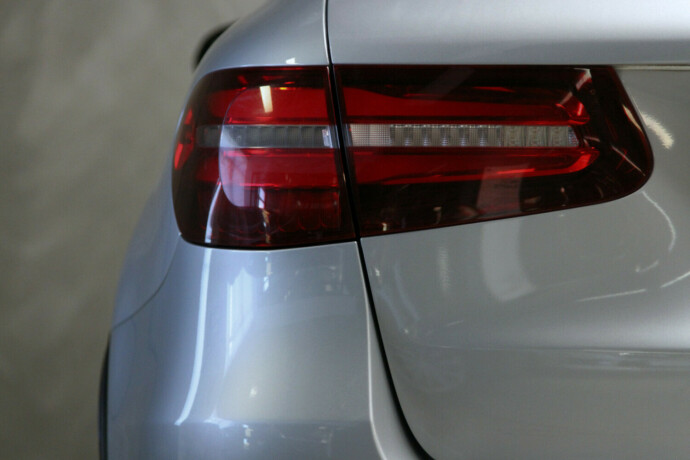 mercedes-benz-glc-elektrisitetbensin-2018-big-31
