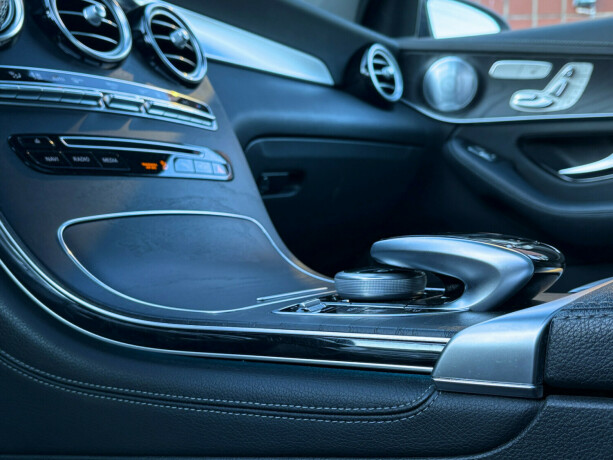 mercedes-benz-glc-elektrisitetbensin-2018-big-11