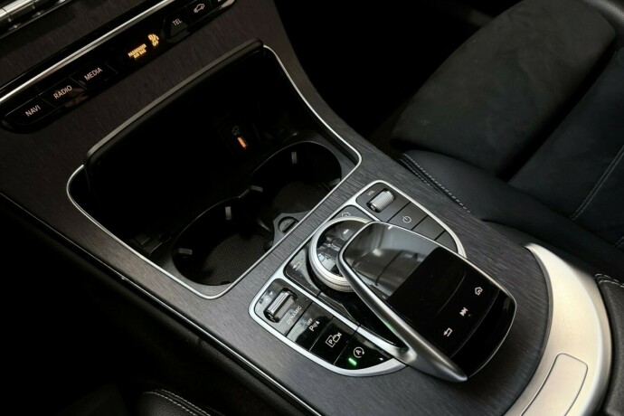 mercedes-benz-c-klasse-bensin-2018-big-20