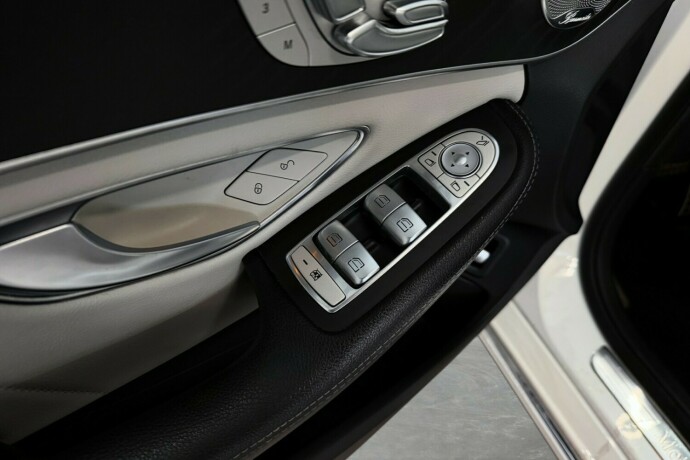 mercedes-benz-c-klasse-elektrisitetbensin-2018-big-17