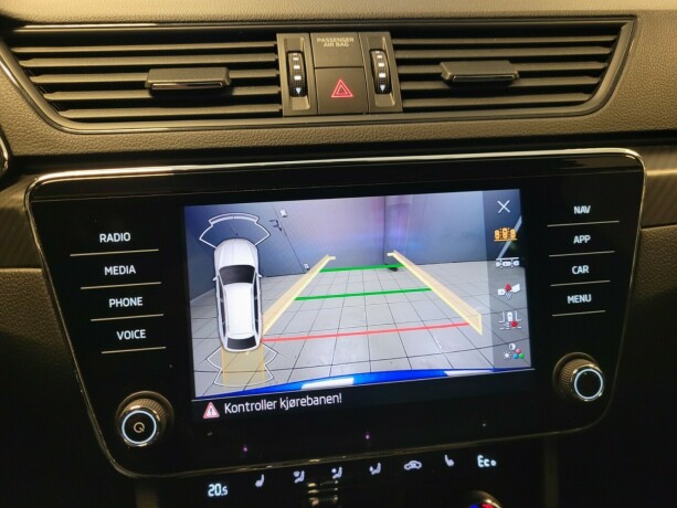 skoda-superb-plug-in-petrol-2021-big-42