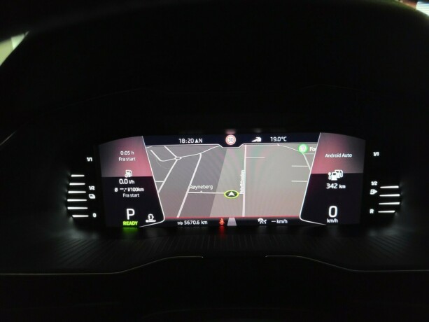 skoda-superb-plug-in-petrol-2021-big-40