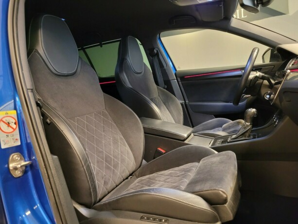 skoda-superb-plug-in-petrol-2021-big-11