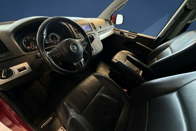 volkswagen-multivan-diesel-2014-big-8