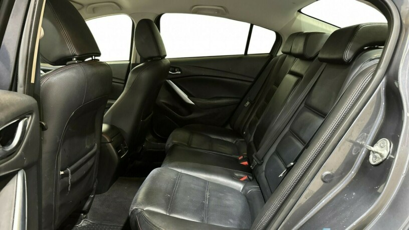 mazda-6-diesel-2013-big-21