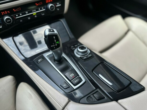 bmw-5-serie-diesel-2010-big-17