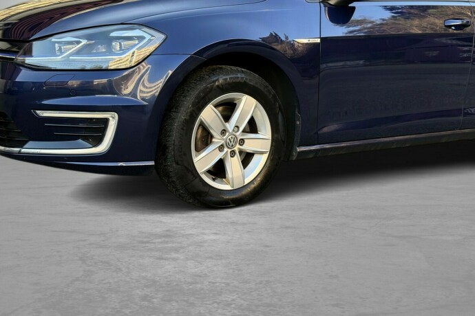 volkswagen-golf-elektrisitet-2019-big-6