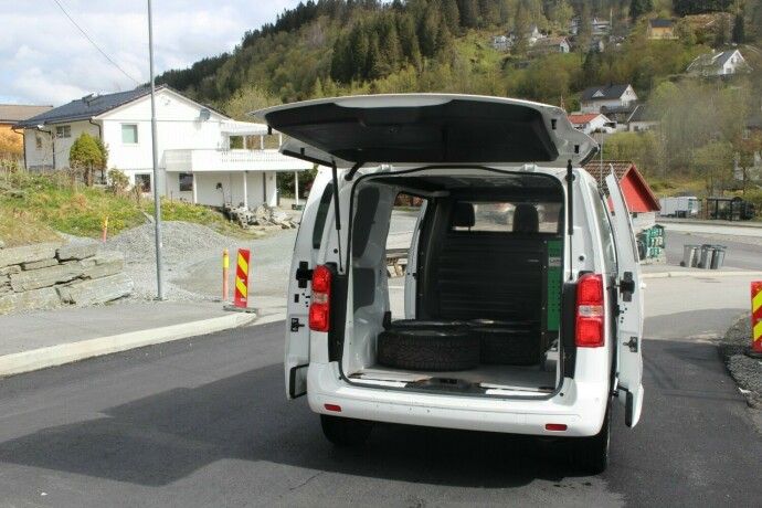 peugeot-expert-diesel-2022-big-7
