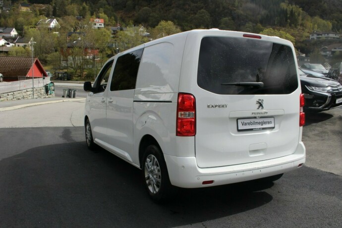 peugeot-expert-diesel-2022-big-2