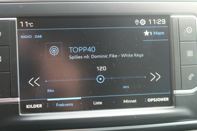 peugeot-expert-diesel-2022-big-18