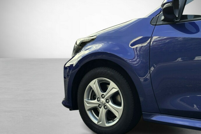 toyota-yaris-elektrisitetbensin-2022-big-7